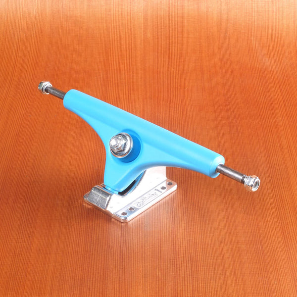 Gullwing 10" Charger II Trucks - Blue