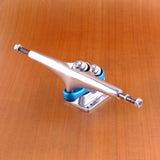 Gullwing 10" Sidewinder II Trucks - Blue