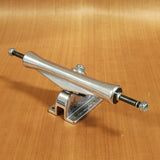 Gullwing 9.5" Stalker 40 Degree Trucks - Silver