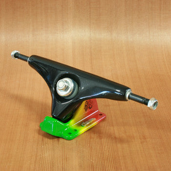 Gullwing 9" Charger Trucks - Black/Rasta