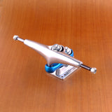 Gullwing 9" Sidewinder II Trucks - Blue