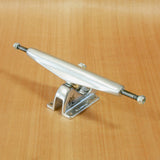 Gullwing 10" Charger Trucks - Silver