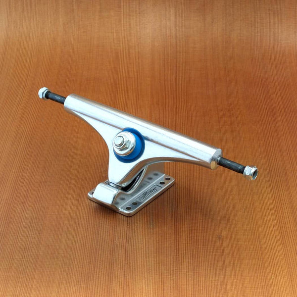 Gullwing 10" Charger II Trucks - Silver